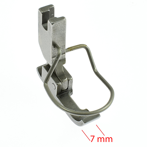 [11036] Needle Feed Zipper Foot 7mm, Needle on the Right with Finger Guard PFAFF 461, DURKOPP 272 # P36-NF (0272 006854) (Made in Italy)