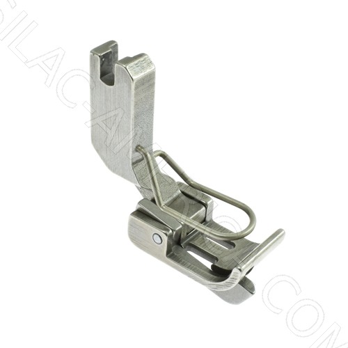 [11067/1] PIEDINO PFAFF 442 MM.4,8+GUIDA SX MM.1 (ITALY)