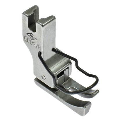 [1521/1] 1/32" Narrow Left Compensating Foot with Finger Guard # CL1/32N-G (220L) (YS)