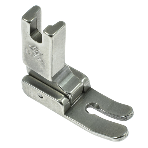 [570] Presser Foot, Spring Hinged, Open Toe SINGER # 147308 (ART. 570 ) (YS)